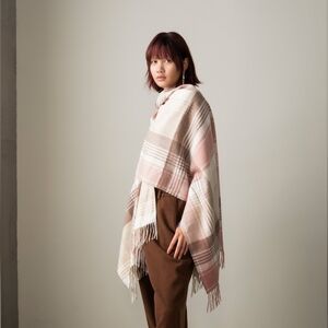 Kiltane Repeat Edge Womens Neutral Cashmere Blush Pink Luxury Natural Fiber Wrap